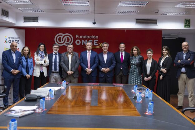 Acuerdo de colaboración con Fundación ONCE e ILUNION.