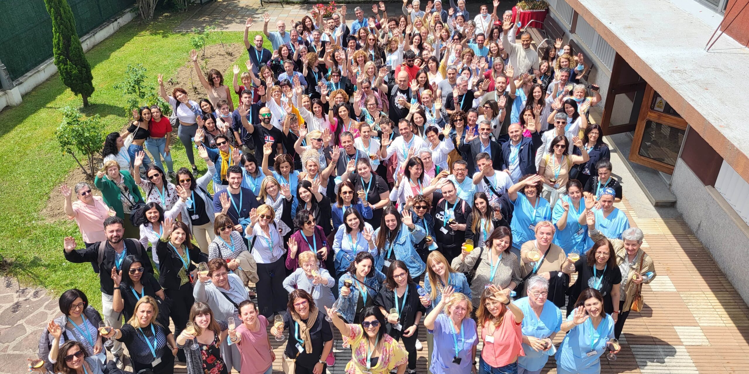 Col·laboradores i col·laboradors del Centre Mare de Déu de Montserrat i de l'Hospital Mare de Déu de la Mercè