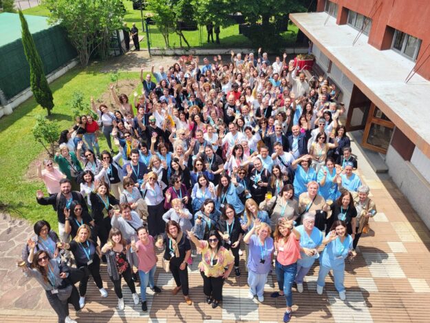 Col·laboradores i col·laboradors del Centre Mare de Déu de Montserrat i de l’Hospital Mare de Déu de la Mercè Col·laboradores i col·laboradors del Centre Mare de Déu de Montserrat i de l'Hospital Mare de Déu de la Mercè